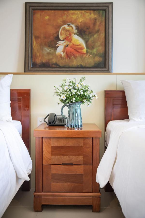 Lotus Rock 05 Hotel Дананг Екстериор снимка