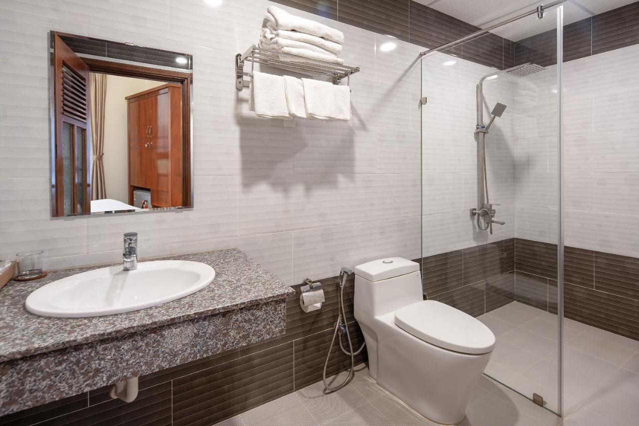 Lotus Rock 05 Hotel Дананг Екстериор снимка