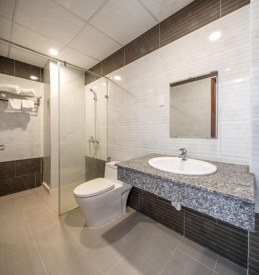 Lotus Rock 05 Hotel Дананг Екстериор снимка
