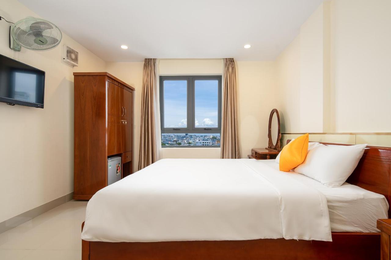 Lotus Rock 05 Hotel Дананг Екстериор снимка